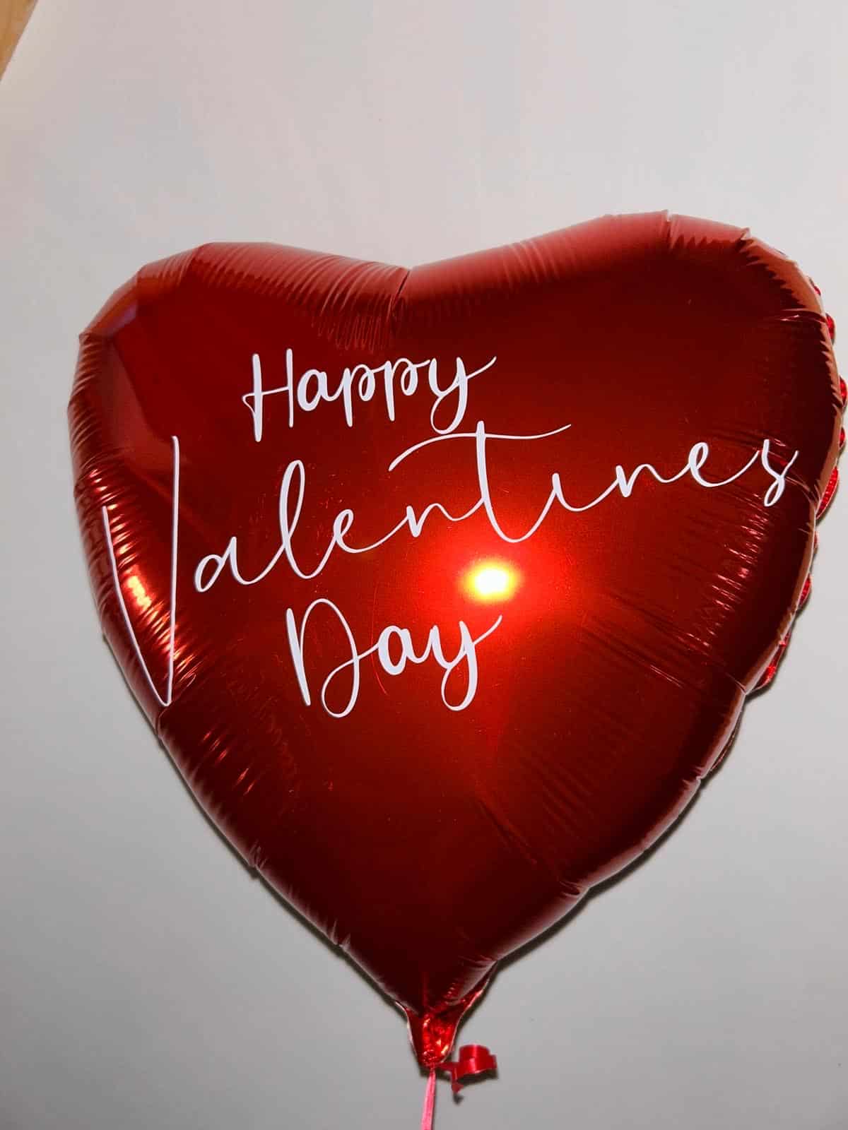 happy valentines day balloon